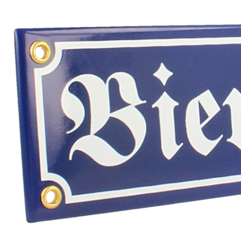 Detailansicht Emaille-Biergarten Schild